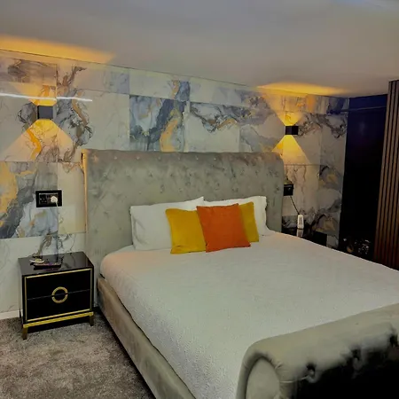 1-bed - Sleeps 2 Wifi & Apartment *